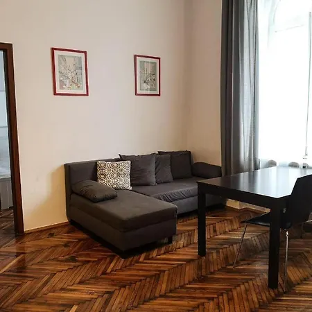 Old Town Apartment-2
